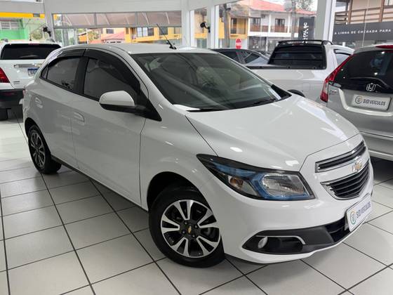 CHEVROLET ONIX 1.4 MPFI LTZ 8V FLEX 4P MANUAL